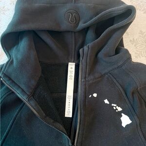 Lululemon Black Scuba Hoodie Hawai’i M/L